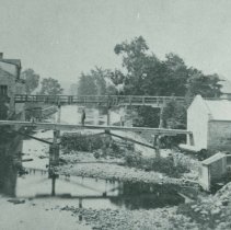 Grundy 225 - Photograph